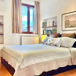 Dalu Lucilla - Private Car Park 15 Minutes To The Center Apartamento