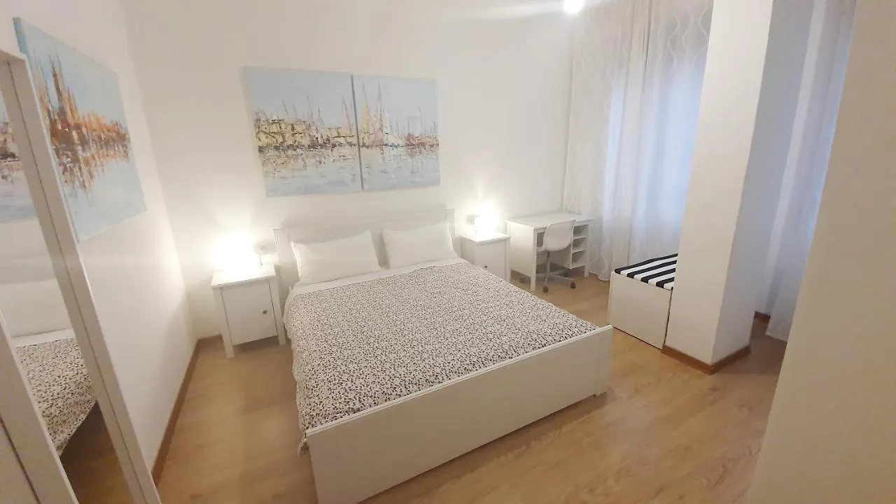 Florence Center Train Station Apartment