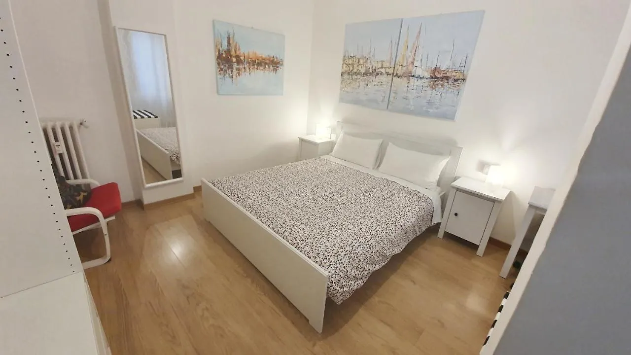 Florence Center Train Station Apartment